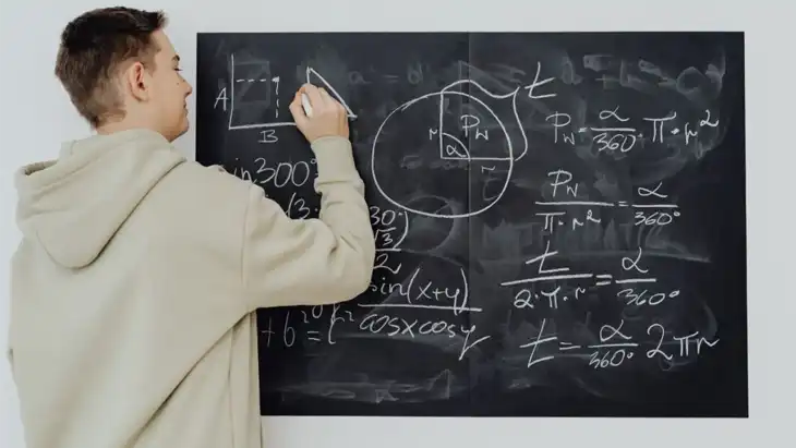 PDF com 500 Questões de Matemática Resolvidas e Comentadas